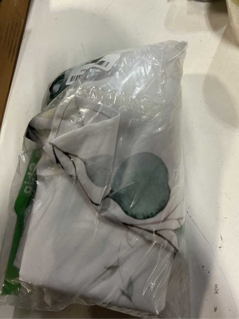 Condition photo showing Good Condition for sage oval tablecloth,60 x 102inch, green leaf table cloth, sage green farmhouse watercolor floral waterproof tablecloths,suitable for indoor/outdoor,holidays,kitchens,dining rooms,and party 60" x 102" (oval) sage