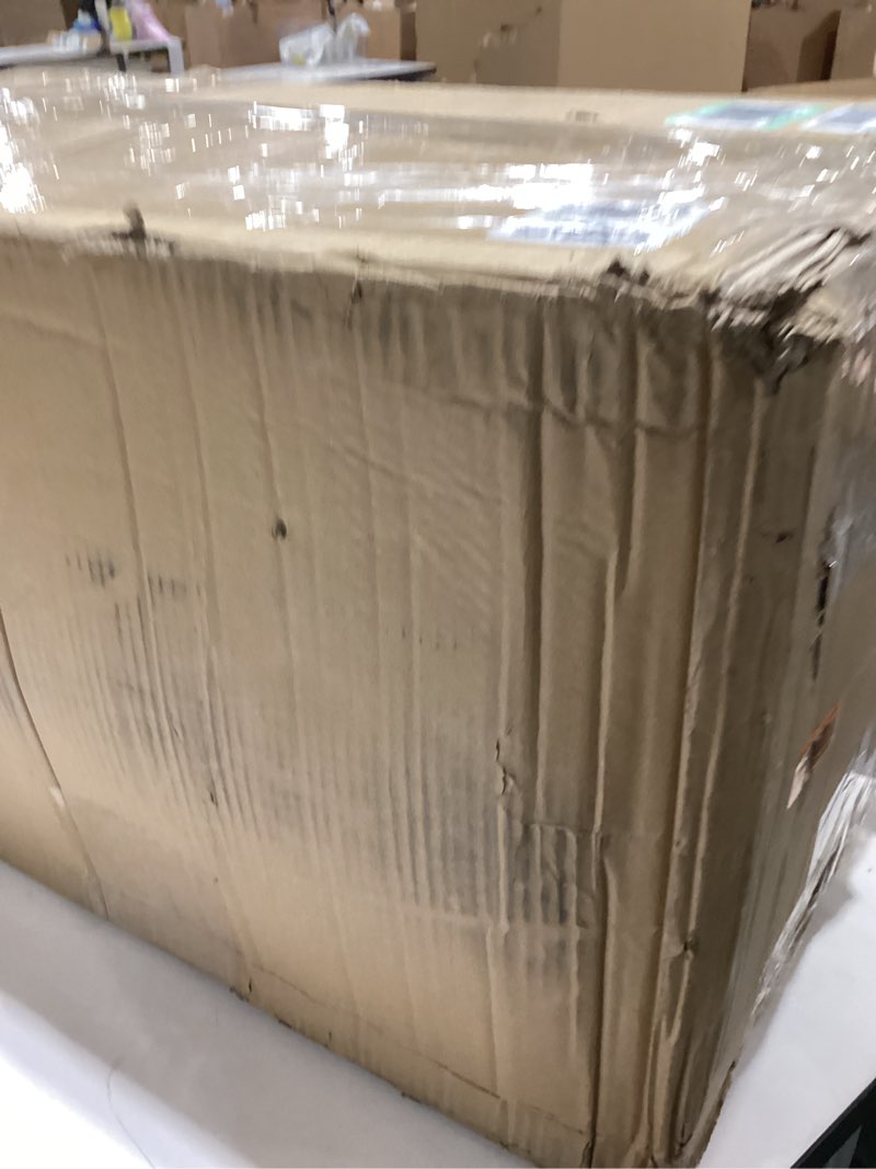 Condition photo showing New/Like New for 50 pack gold clear charger plates with beaded rim, 13 inch dinner charger plates, bulk plastic flora