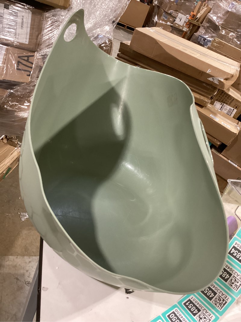 Condition photo showing Good Condition for iris usa cat litter box with high walls and handles, made with flexible plastic, sage green
