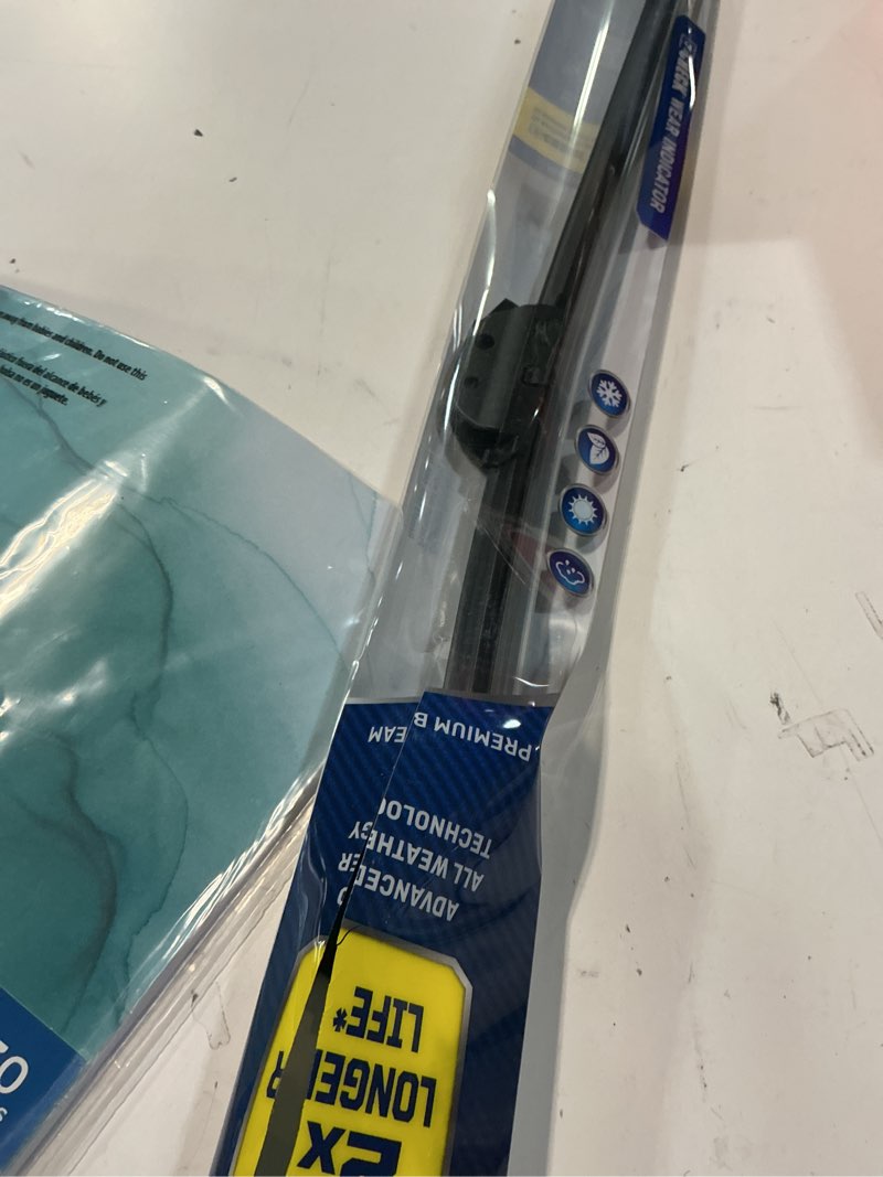 Condition photo showing Good Condition for peak optix plus premium beam universal connector system (21")