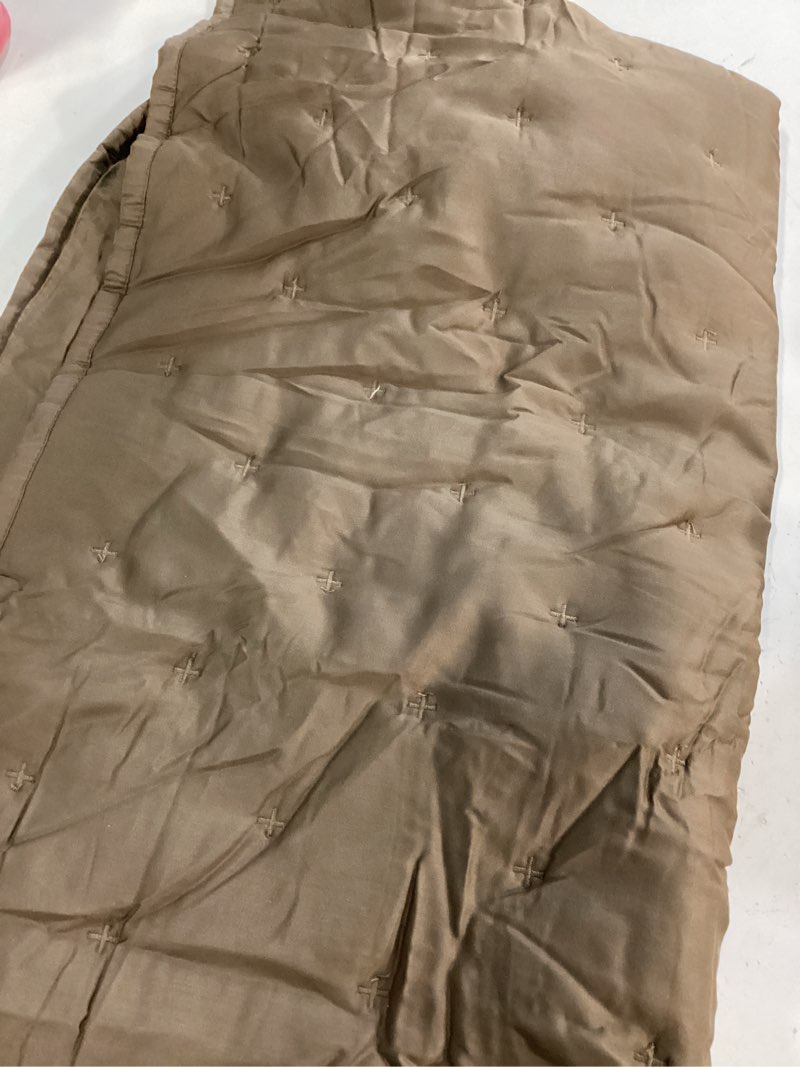 Condition photo showing Good Condition for quilted euro sham brown 26”x26”