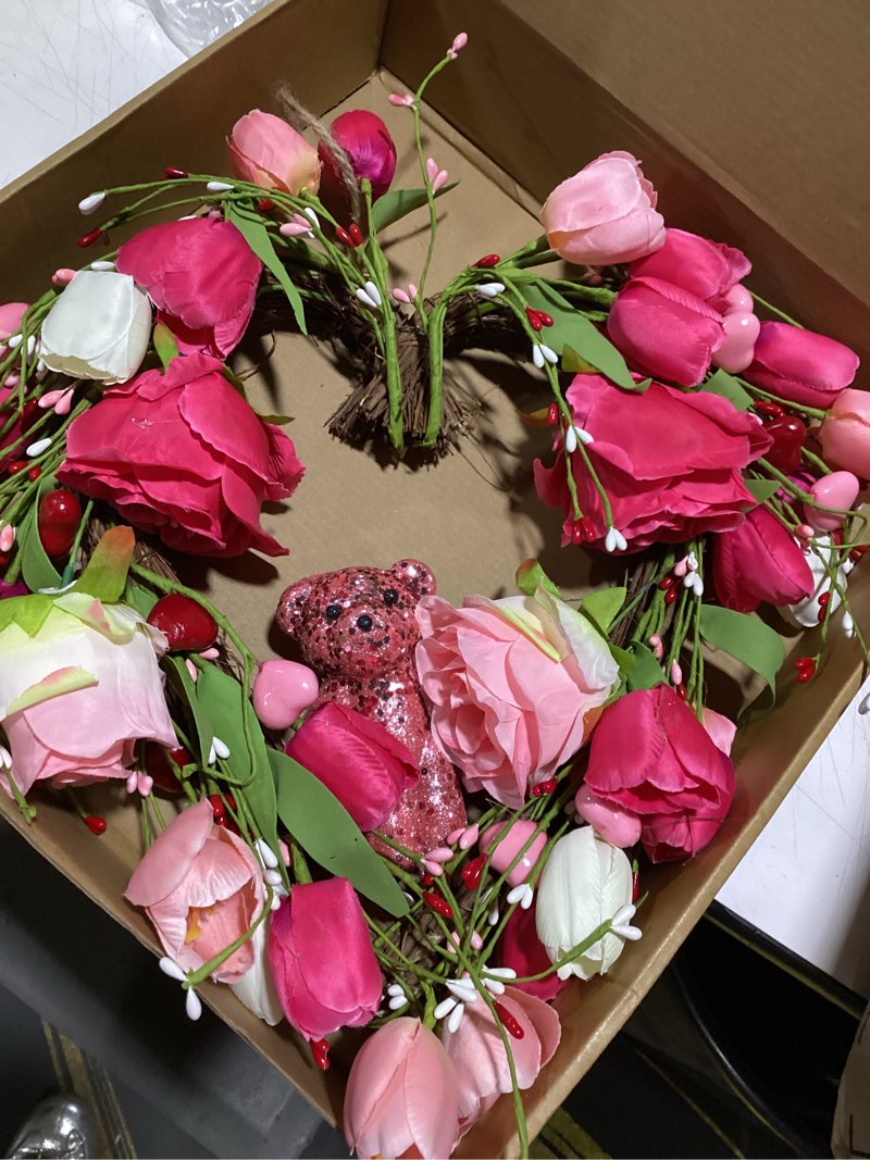 Condition photo showing Good Condition for 18 Inches Valentines Wreaths for Front Door Romantic Valentine Heart Wreath with Red White Pink Tulip Rose Valentine Flower Wreath for Window Wall Porch Indoor Outdoor Hanging