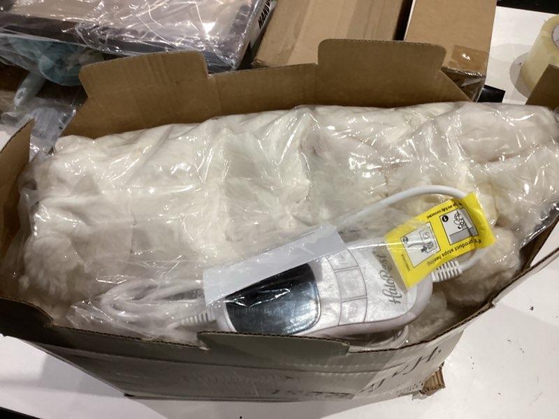 Condition photo showing New/Like New for Heated Throw Blanket, Faux Fur Cozy Heating Blanket with Overheat Protection, 1/2/4/6/8 Hours Auto-Off 10 Heat Level, Machine Washable (50x60 Inches, Cream White) Cream White 50''*60''