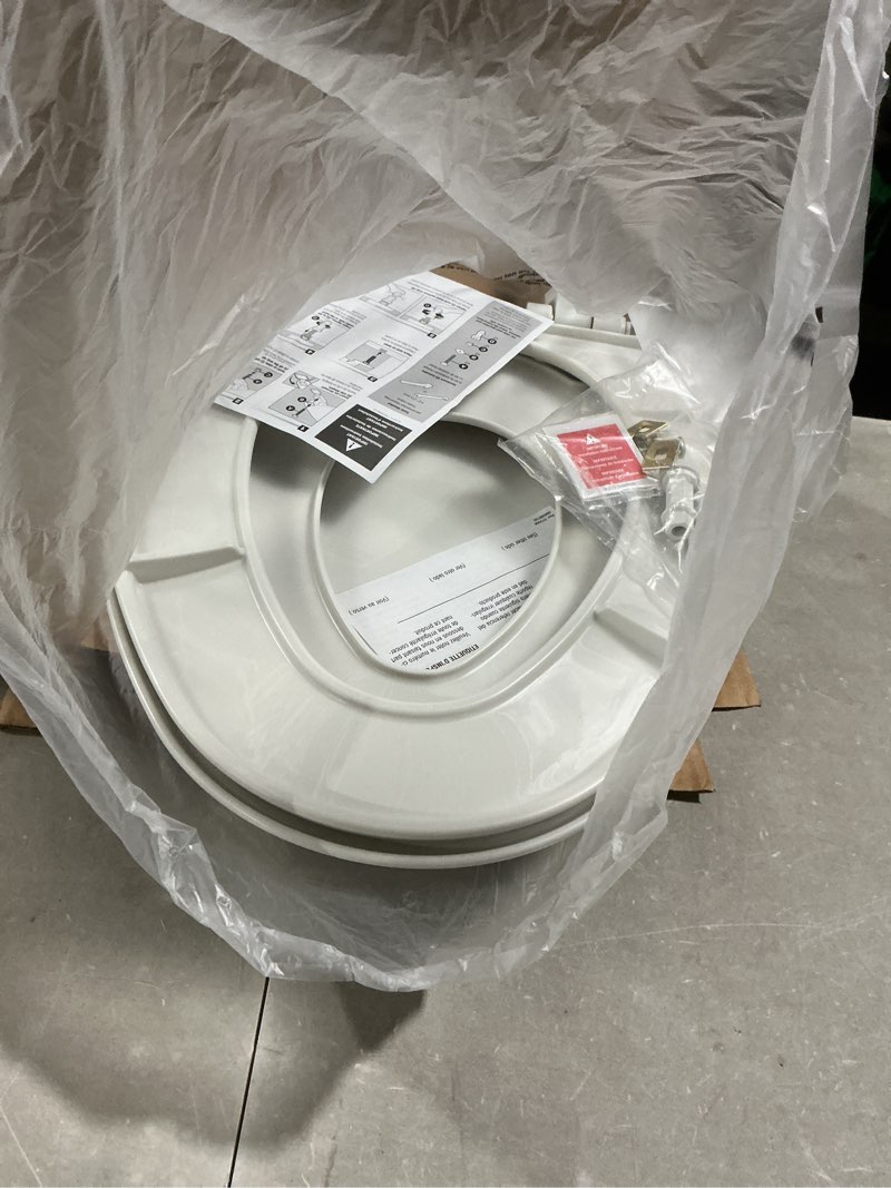 Condition photo showing Good Condition for mayfair little2big? elongated plastic toilet seat in white with sta-tite? seat fastening system? and whisper•close? hinge