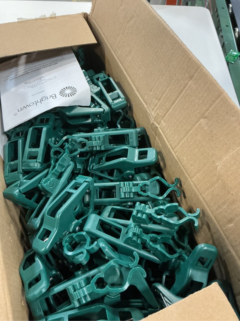 Condition photo showing As Is for C7 C9 Large Christmas Light Clips – Universal Gutter & Shingle Clips for E12/E17 Base, Mini & Icicle Lights – Outdoor Spring Clips for Roof, Fence, String Lights Decorations – 100 Pack Large Green 100 Pack
