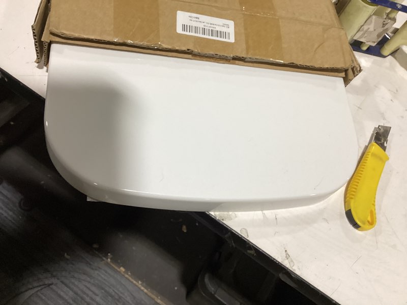 Condition photo showing As Is for minsha square toilet seat mins03, glossy finish, fits 16.5" (approx. 16.1"–17"), soft close lid, quick-release hinges, heavy-duty pp, easy installation