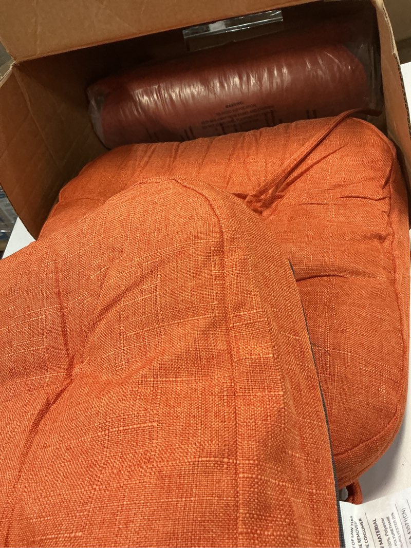 Condition photo showing Good Condition for IASEAHK Chair Cushions for Dining Chairs, Dining Chair Cushions, Tufted Indoor Chair Pads with Ties & Non Slip Backing, Seat Cushions for Kitchen Chairs 16.5” x 16.5” x 3.5”, Set of 4, Orange Orange Pack of 4