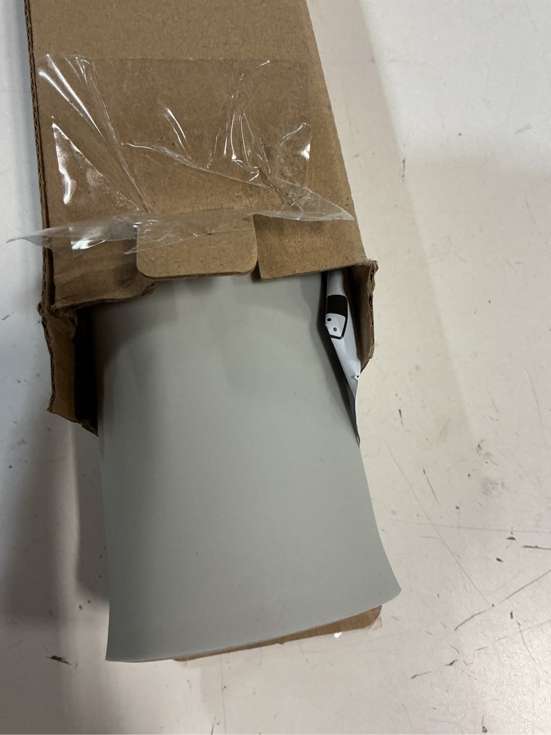 Condition photo showing Good Condition for SAPID 32"x24" Extra Large Silicone Mat With Raised Edges, Rolled-Up Silicone Mats For Kitchen Counter Heat Resistant Silicone Mat With Lip, Thick Countertop Protector Mat,Silicone Mats For Crafts,Gray Gray 32"L x 24"W