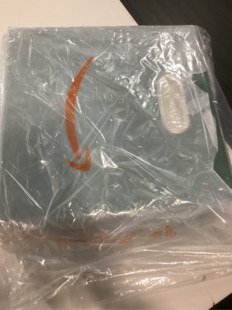 https://lotting-media.assets.bidfta.com/lotting_33a418a5-fda2-47e5-96b1-821e26766615