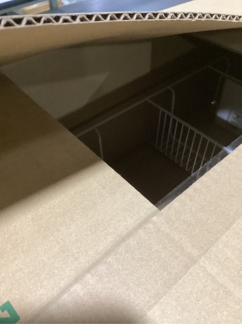 Condition photo showing Good Condition for ClosetMaid 8033 4-Tier Wall Rack, 18-Inch Wide, White 18-Inch Wide 4-Tier