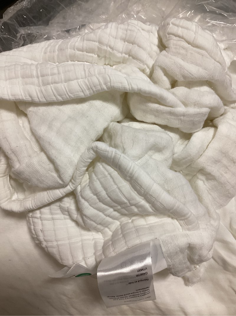 Condition photo showing Good Condition for quince organic ribbed cotton coverlet set queen white