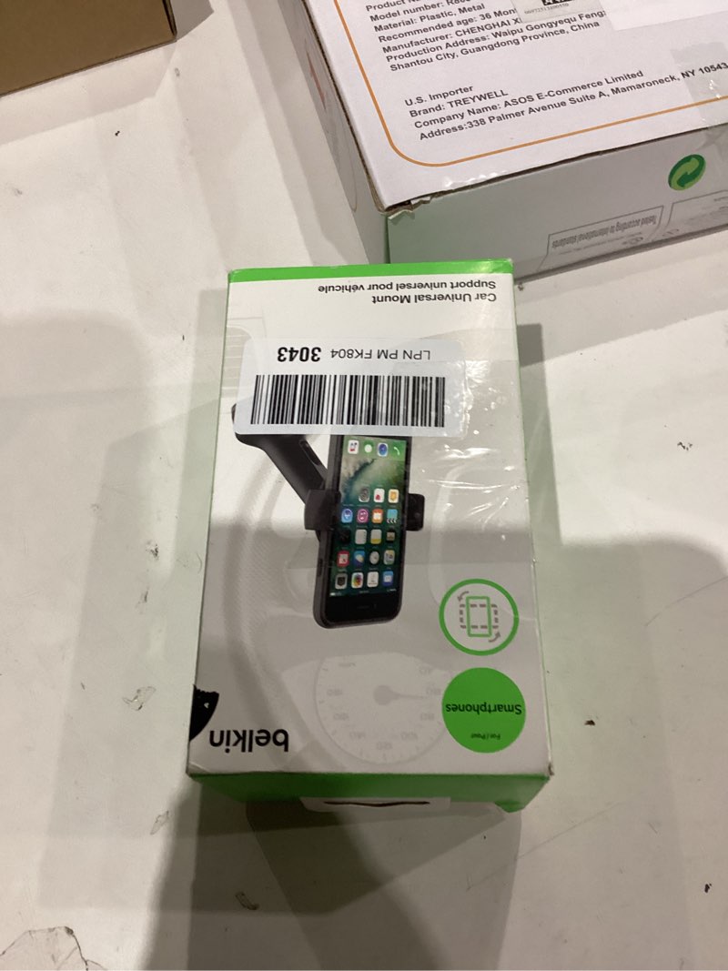 Condition photo showing As Is for Belkin Universal Car Window Dash Mount for 6-Inch Devices(F8M978bt), Black Window and Dash Mount Standard Packaging