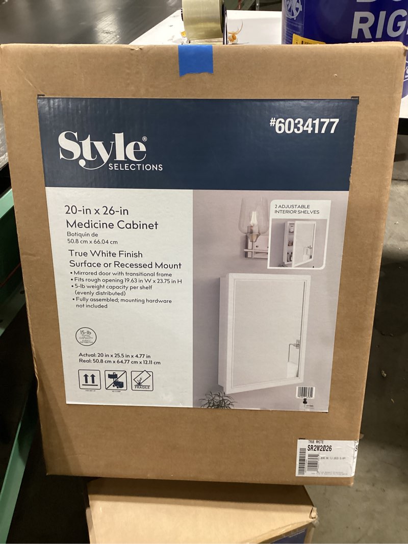 Condition photo showing Good Condition for Style Selections 20-in x 25.5-in Surface/Recessed Mount True White Mirrored Rectangle Medicine Cabinet