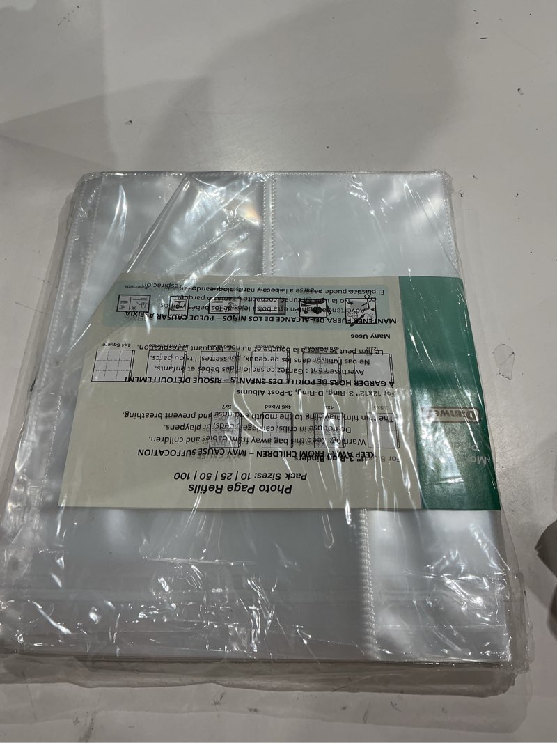 Condition photo showing Good Condition for dunwell photo sleeves for 3-ring binder, (4x6 mixed format, 100 pack) for 600 pictures, each photo page sheet holds six 4 x 6 pictures or postcards, acid-free poly 4x6 album refill pages 100 4x6" - mixed