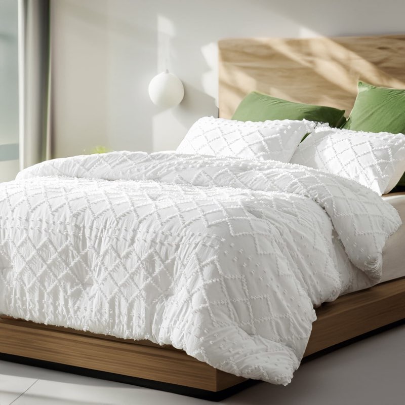 Bedsure Oversized Queen Comforter Set - Ivory Comforter, Boho Tufted Shabby Chic Bedding, 3 Pieces V