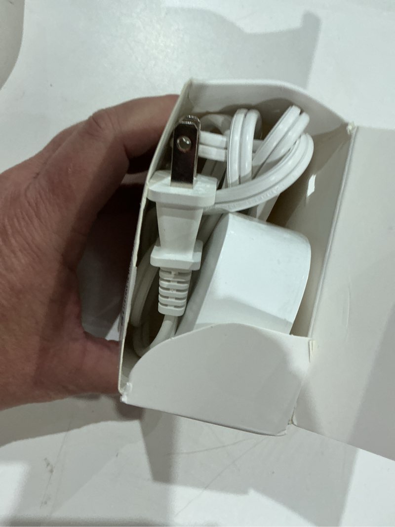 Condition photo showing Good Condition for usb charging station 4 port - bull usb charger block multiple, wall charger cable white 6ft charging hub for multiple devices (ullisted)