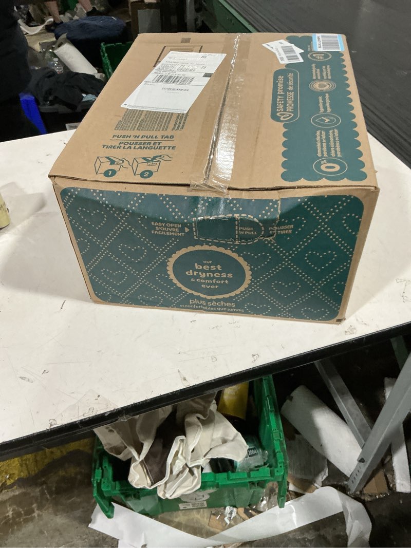 Condition photo showing New/Like New for pampers swaddlers diapers, size 4 (15-34 lbs), 150 count, absorbent, keeps baby dry and comfortable, skin safe disposable baby diaper (packaging may vary) size 4 150