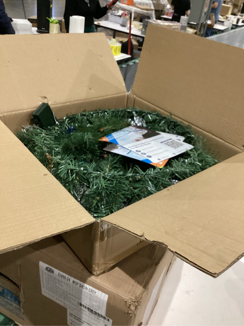 Adeeing Christmas Wreath with Lights, 24 in Outdoor Christmas Wreaths for Front Door, Battery Operat