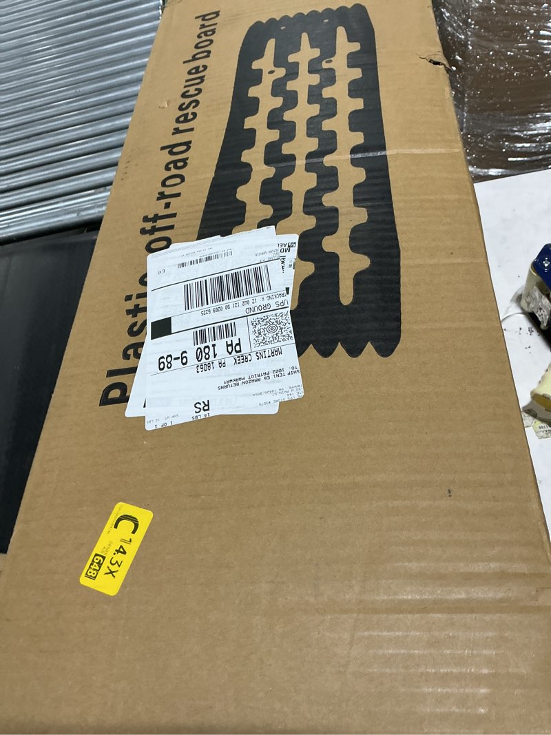 Condition photo showing Good Condition for NEVERLAND Traction Boards Recovery Tracks - Traction Boards Offroad Recovery Tracks for Sand Mud Snow, Recovery Boards for 4X4 Vehicle RV Truck Jeep SUV Emergency Tire Traction (Black)
