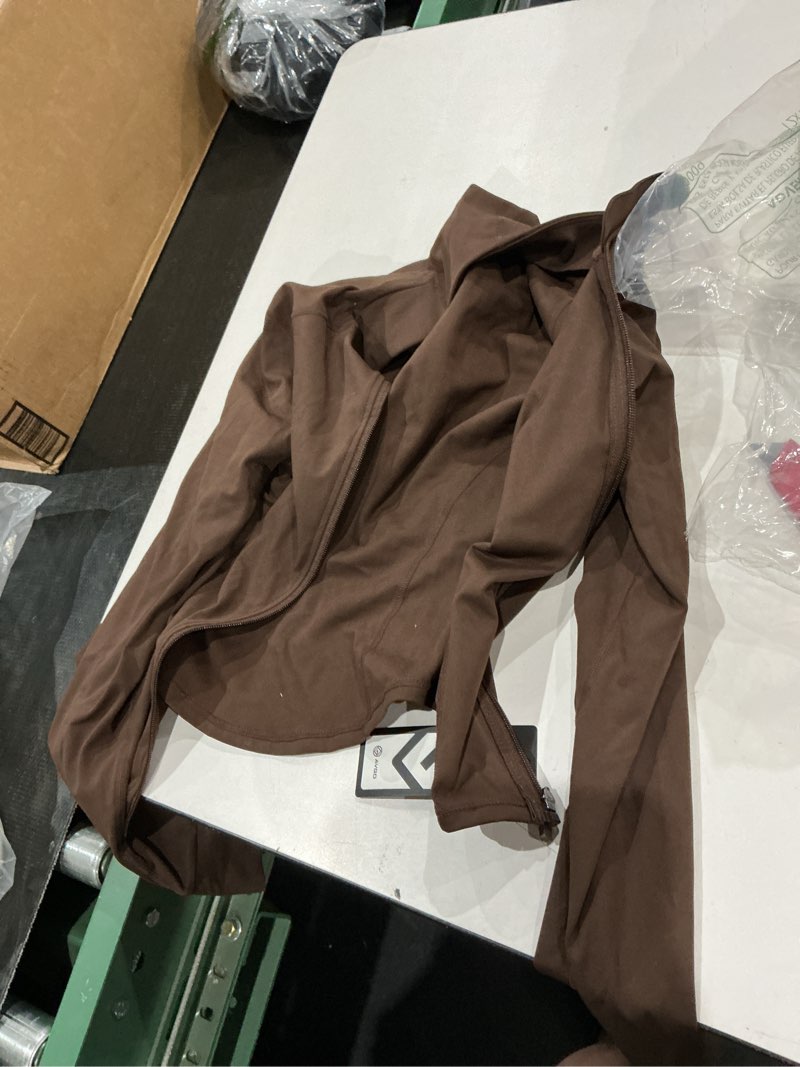 Condition photo showing Good Condition for avgo women's workout jacket lightweight zip up crop top running sportwear slim fit gym jackets with thumb holes medium roasted brown