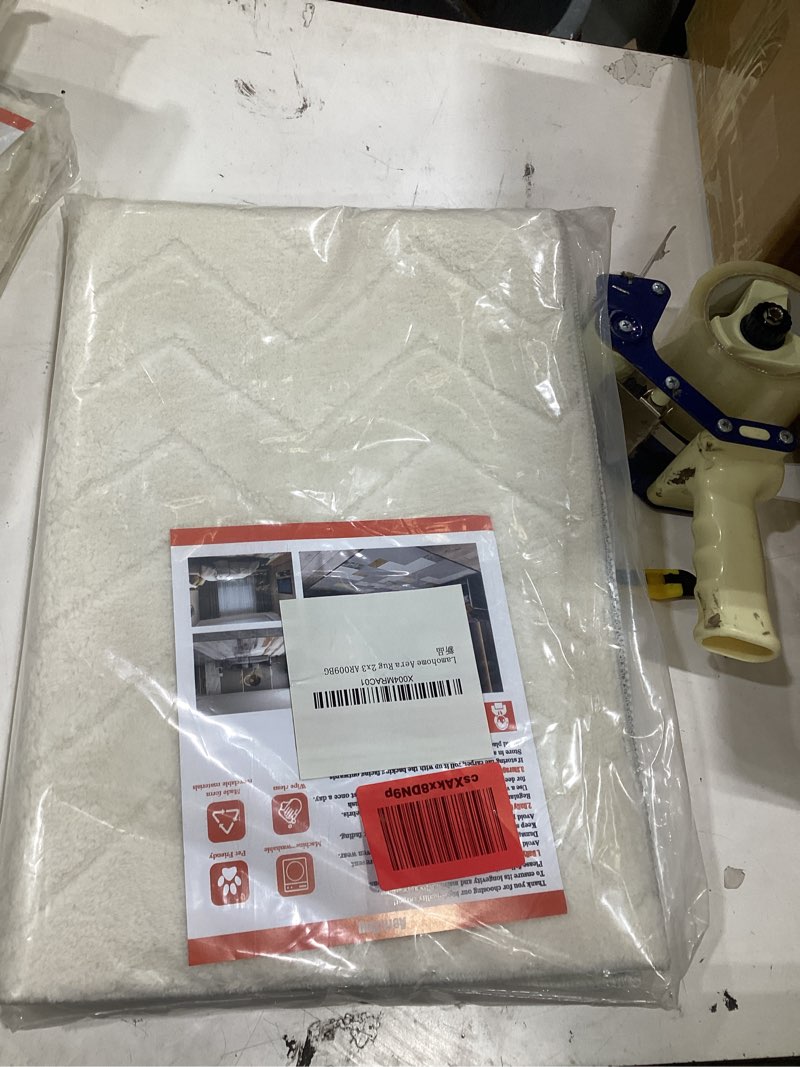 Condition photo showing New/Like New for area rug 5x8,washable area rugs with non-slip tpe backing design,fluffy soft feeling, high traffic,durable,easy to clean area rug for bedroom,living room,home office,beige beige 5' x 8' (rectangular)