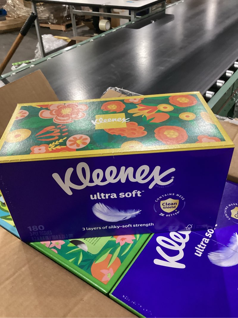 Kleenex, 3 ply, 180 sheets, 8 boxes 