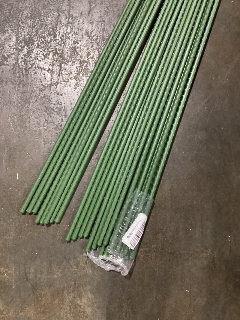 Condition photo showing New/Like New for kogrew 7feet 25pcs plant stakes garden tomato sticks supports for potted cucumber strawberry bean