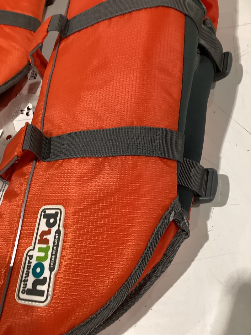 Condition photo showing New/Like New for outward hound granby splash orange dog life jacket, large orange large (chest girth: 28"-32")