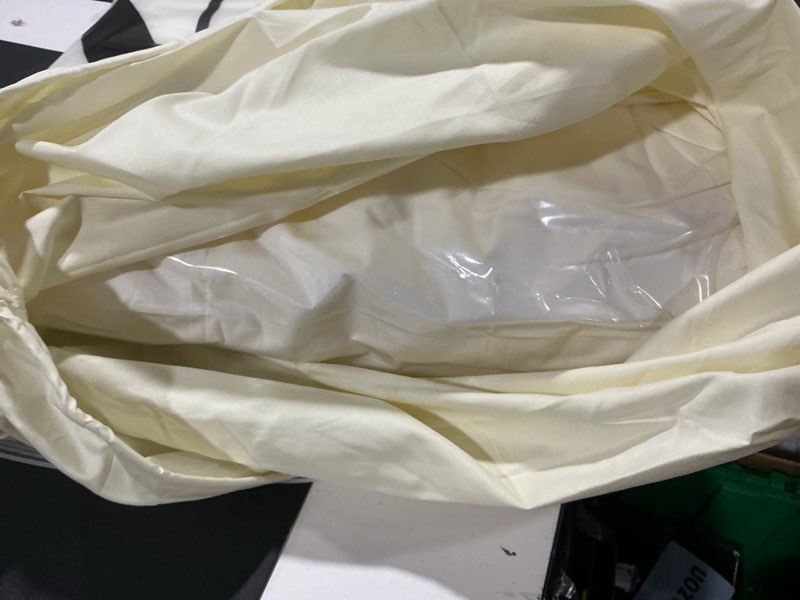 Condition photo showing Good Condition for mommesilk silk comforter/duvet/quilt, 100% natural silk bedding, cool for summer, machine washable, white, twin size 67x87 inch