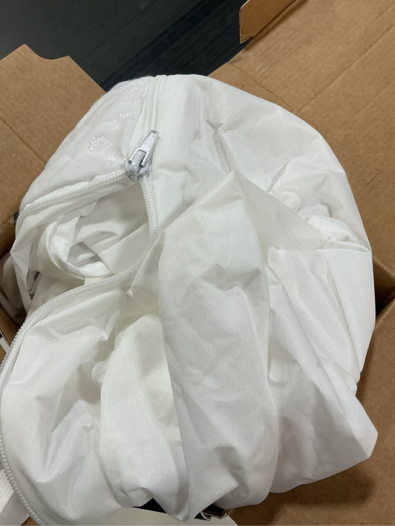 Condition photo showing Good Condition for allerease waterproof mattress protector, maximum allergy mattress protector, twin mattress cover white twin