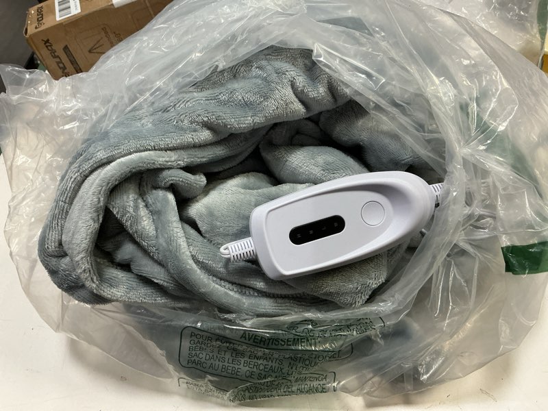 Condition photo showing Good Condition for RAEEK Electric Blanket Queen 84x72 inch Throw Blanket,SoftWarm Heated Throw with 10 Hours auto Timer