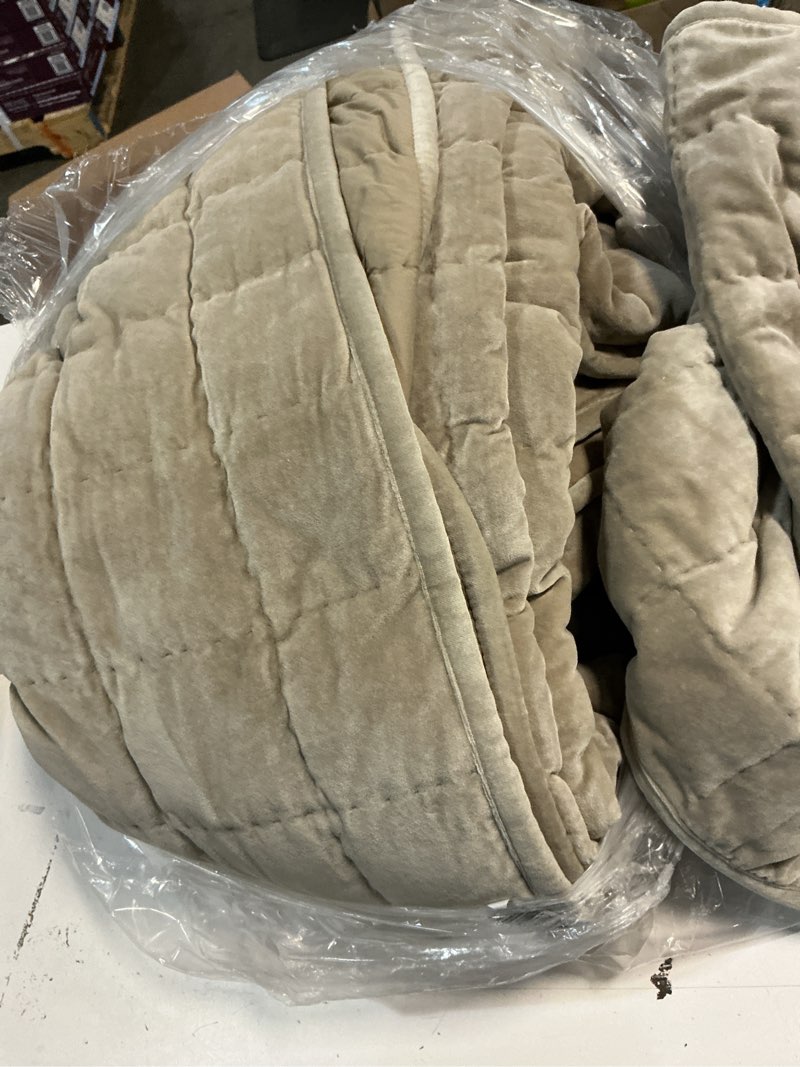 Condition photo showing As Is for cotton velvet quilt set, king/cal king, light taupe
