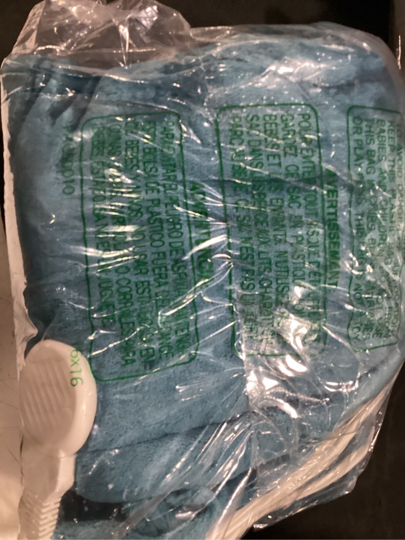 Condition photo showing As Is for renpho electric heating pad for back, mothers day gifts & birthday gifts for mom dad women men, fsa eligible & hsa store, neck and shoulder heat pad, fast heating, 24"x33", etl certified, blue 24"x33" blue