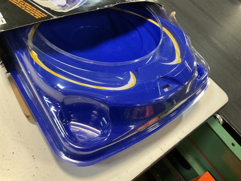 Condition photo showing As Is for beyblade x drop attack battle set