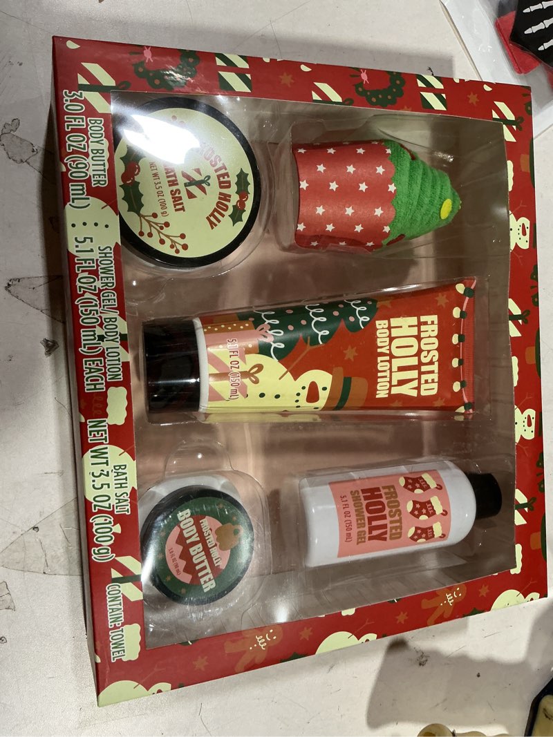Condition photo showing New/Like New for Christmas Bath Gift Set for Women, 5 PCS Bath and Body Gift Set,Holiday Stocking Stuffers with Shower Gel, Body Lotion, Mini Towel,Birthday Gifts for Women 5pcs