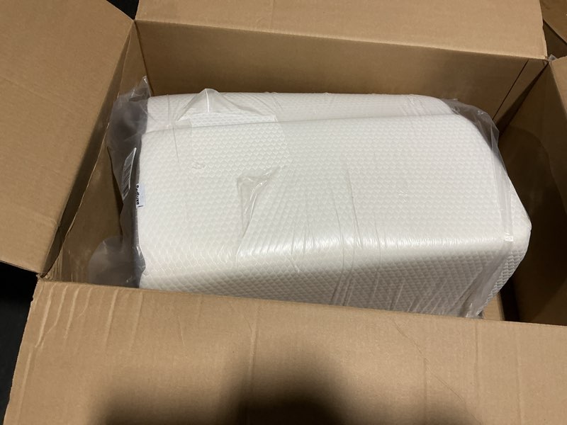 Condition photo showing Good Condition for bedluxe wedge pillow headboard, 3pcs orthopedic bed wedge pillows set for after surgery, adjustable pillow wedge for acid reflux&back pain relief, sleeping, back pillow for bed sitting up, white/grey white/grey adjustable 9&12 inch + 1 head pillow