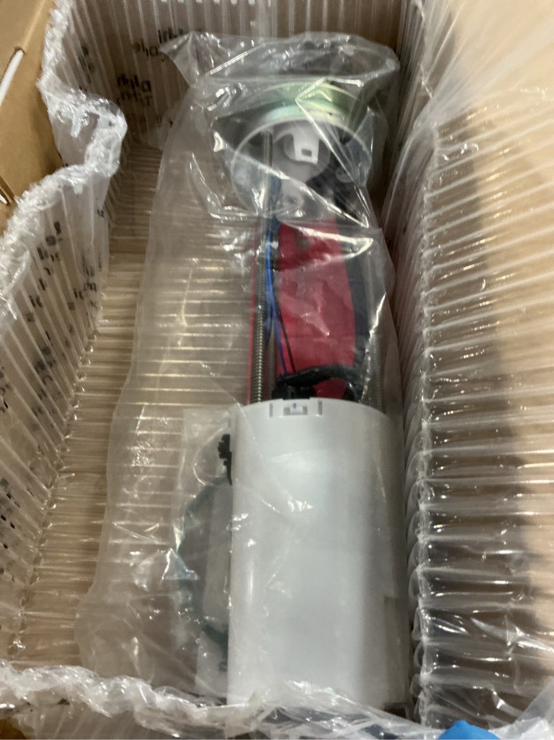 Condition photo showing Good Condition for delphi fg0382 fuel pump module medium