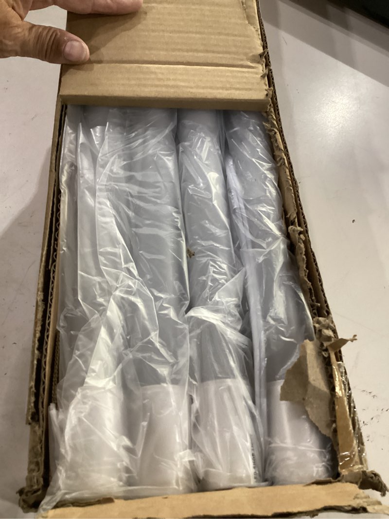 Condition photo showing Good Condition for hykolity 4 pack linkable led shop light, 4ft 42w [250w equivalent], 4400lm, 5000k daylight, with plug, utility light fixture, hanging or surface mount, white white 4ft