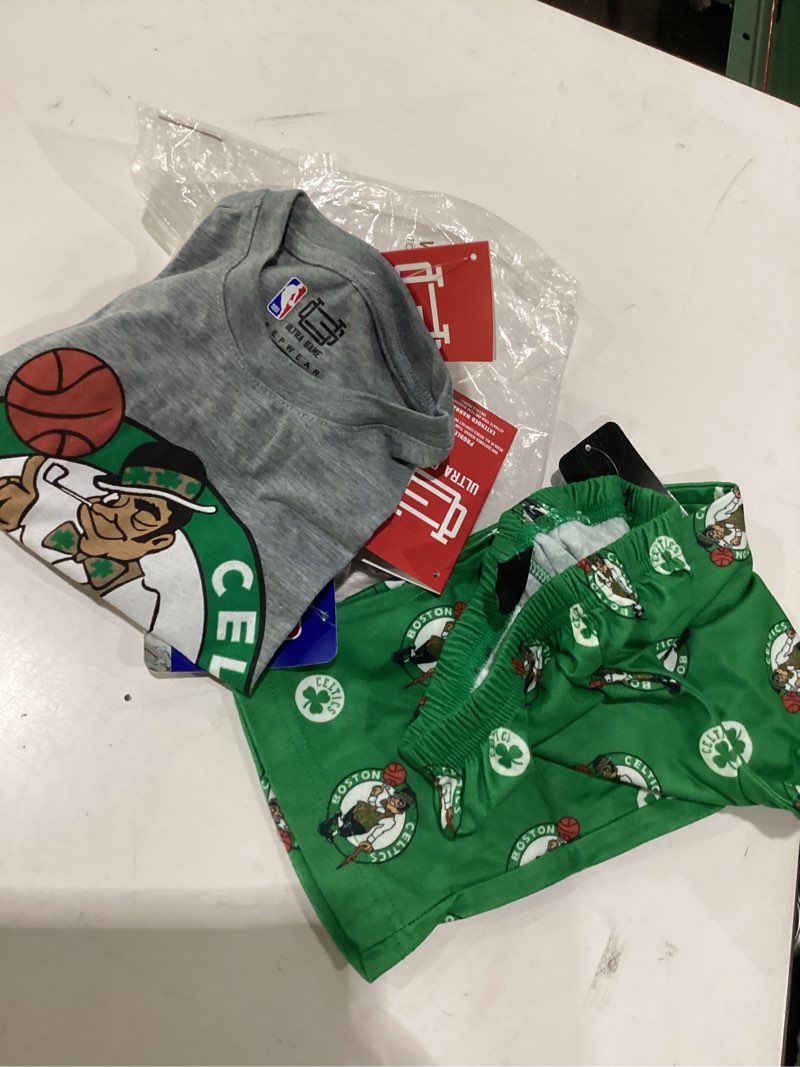 Size 4 boys pajamas bostin celtics apparel