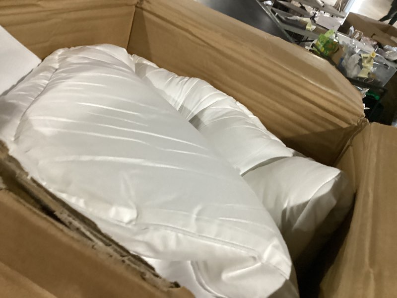 Condition photo showing Good Condition for Tri Folding Mattress Full Size - Memory Foam Tri-fold Mattress, Handle & Non-Slip Bottom, Portable Foldable Sofa Bed Floor Chair for Travel RV Camping Guest Yoga - 4 Inch, 73"x52"x4" Full 4 Inch