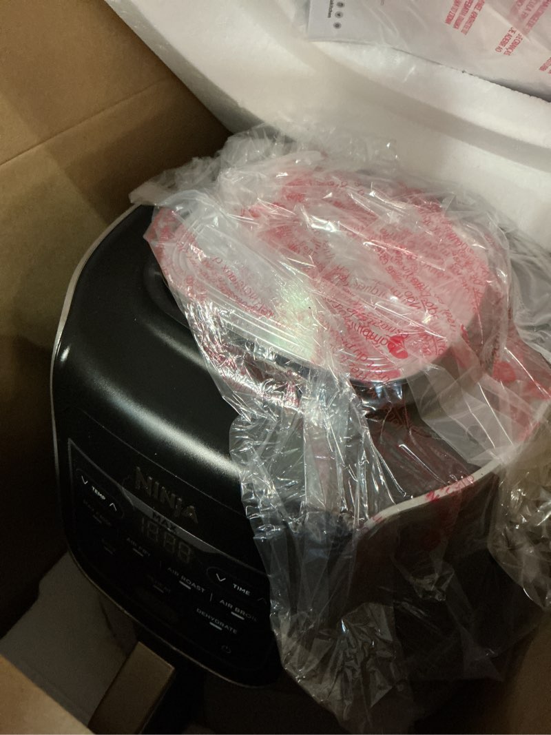 Condition photo showing Good Condition for ninja af161 max xl air fryer that cooks, crisps, roasts, bakes, reheats and dehydrates, with 5.5 quart capacity, and a high gloss finish, grey 5.5 qt max