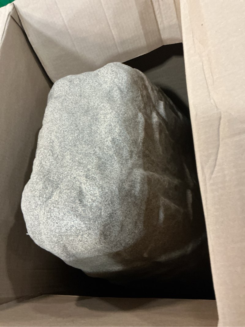 Condition photo showing Good Condition for EMSCO GROUP 29-in W x 19-in L x 30-in H Artificial rock Well Pump Covers