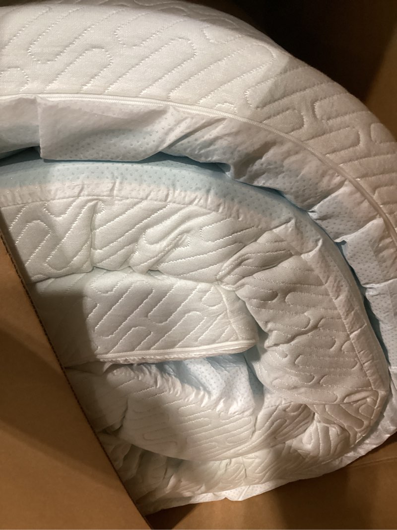 Condition photo showing Good Condition for 3 inch gel memory foam mattress topper queen size high density cooling pad pressure relief bed topper (with removable & washable bamboo cover) queen 3 inch white