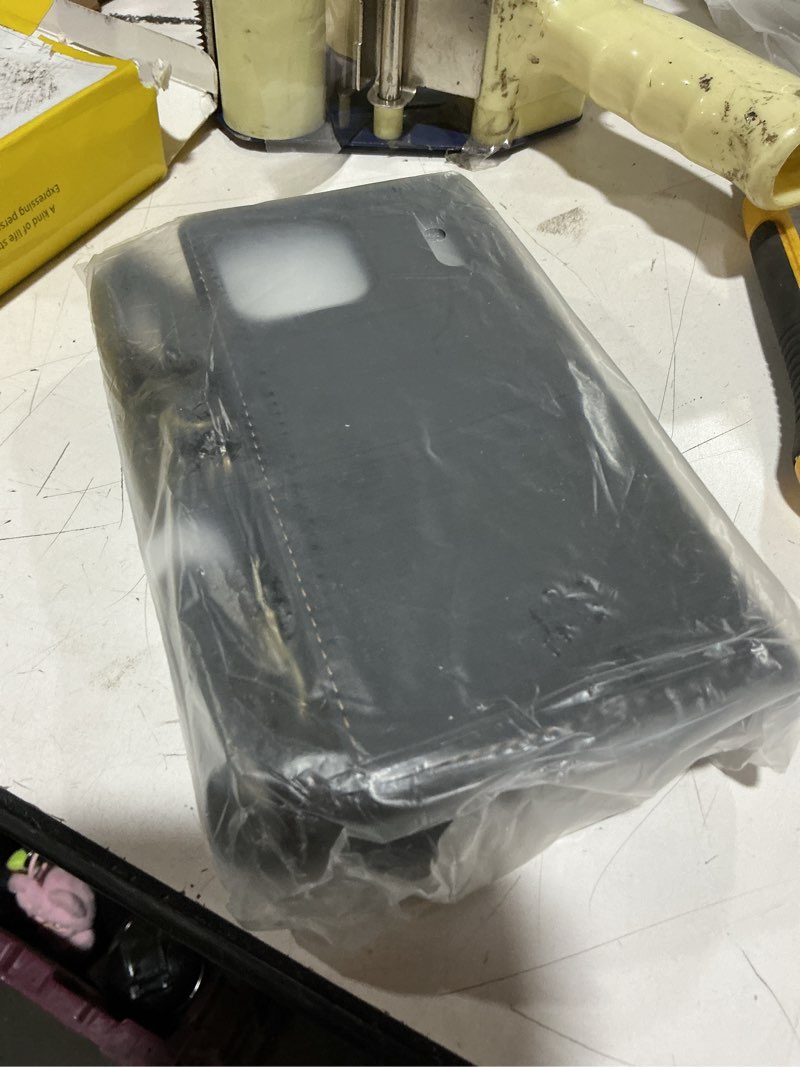 Condition photo showing New/Like New for wallet case for iphone 17 pro max with card holder/crossbody wallet/strap,[rfid blocking][magnetic] pu leather phone case for iphone 17 pro max,6.9 in,black for iphone 17 pro max black