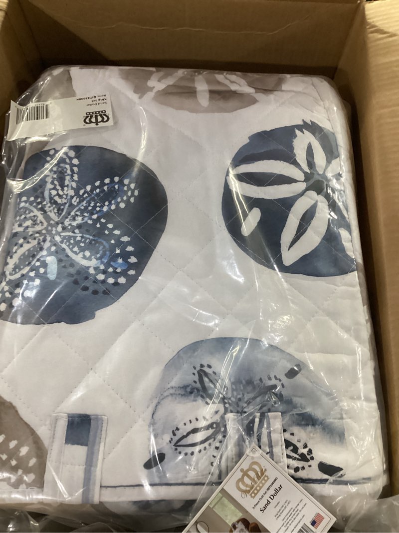 Condition photo showing As Is for c&f home ocean treasures blue starfish sand dollar king bed quilt set all seasons summer seashell coral beach house reversible lightweight coverlet comforter nautical bedroom bedding decor decoration king 3 piece set
