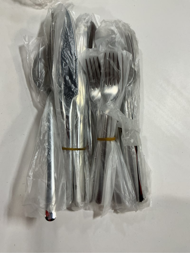 Condition photo showing New/Like New for kingstone 40 piece silverware set, flatware set for 8, 18/10 stainless steel cutlery set mirror polished modern design dishwasher safe
