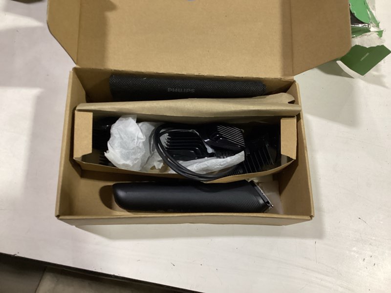 Condition photo showing Good Condition for norelco philips all-in-one 3000 series 13 in 1 trimmer for men, beard trimmer & head hair clipper, full metal self-sharpening blades & 8 length settings, mg3939/50