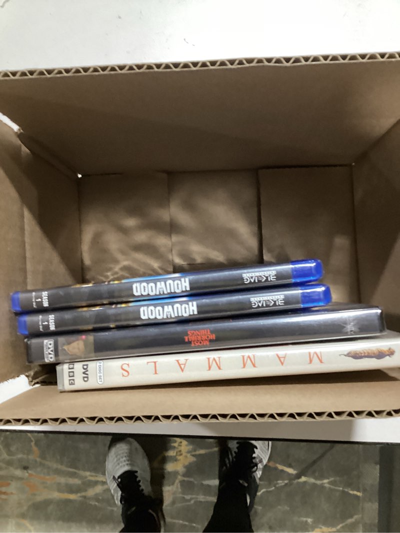 Assorted lot , bidding 4