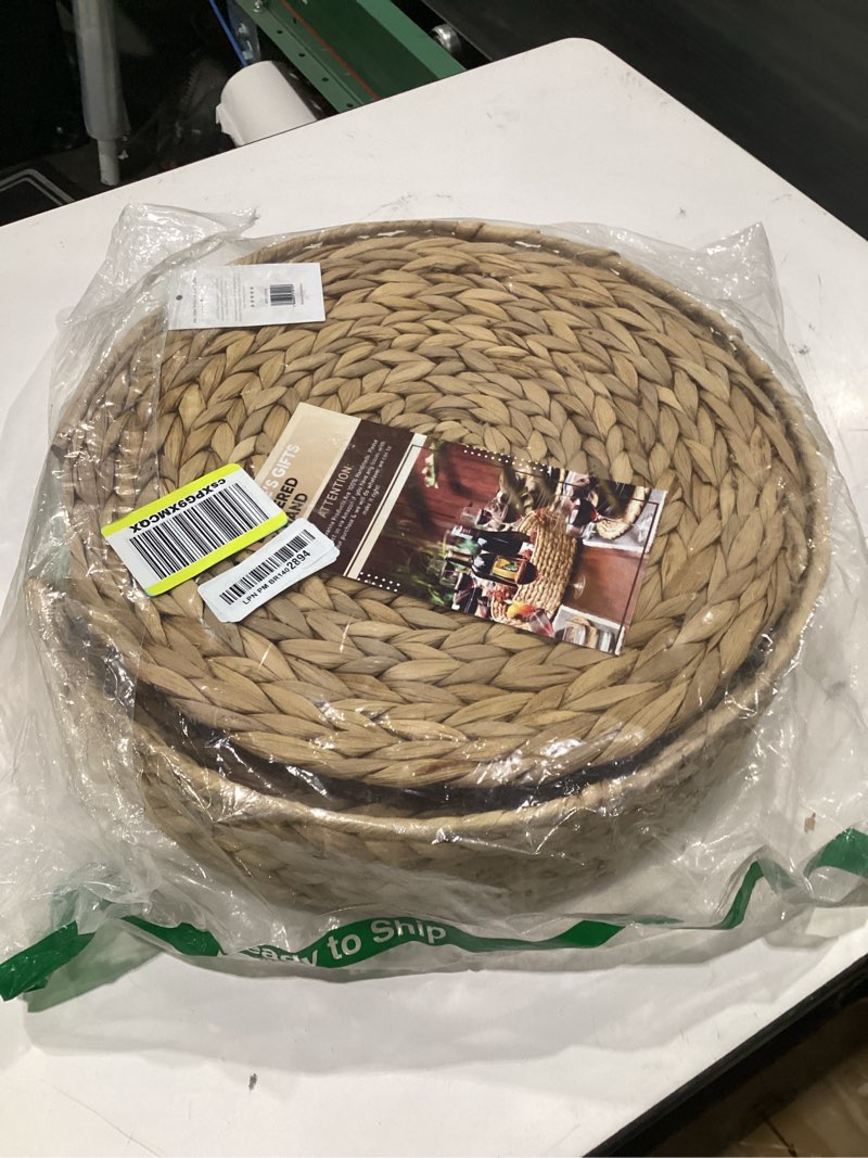 Condition photo showing Good Condition for woven placemats for dining table - set of 4 adorable thick rustic round kitchen placemats with decorative round holder – all natural wicker tablemats hand-braided from water hyacinth, 11.8"