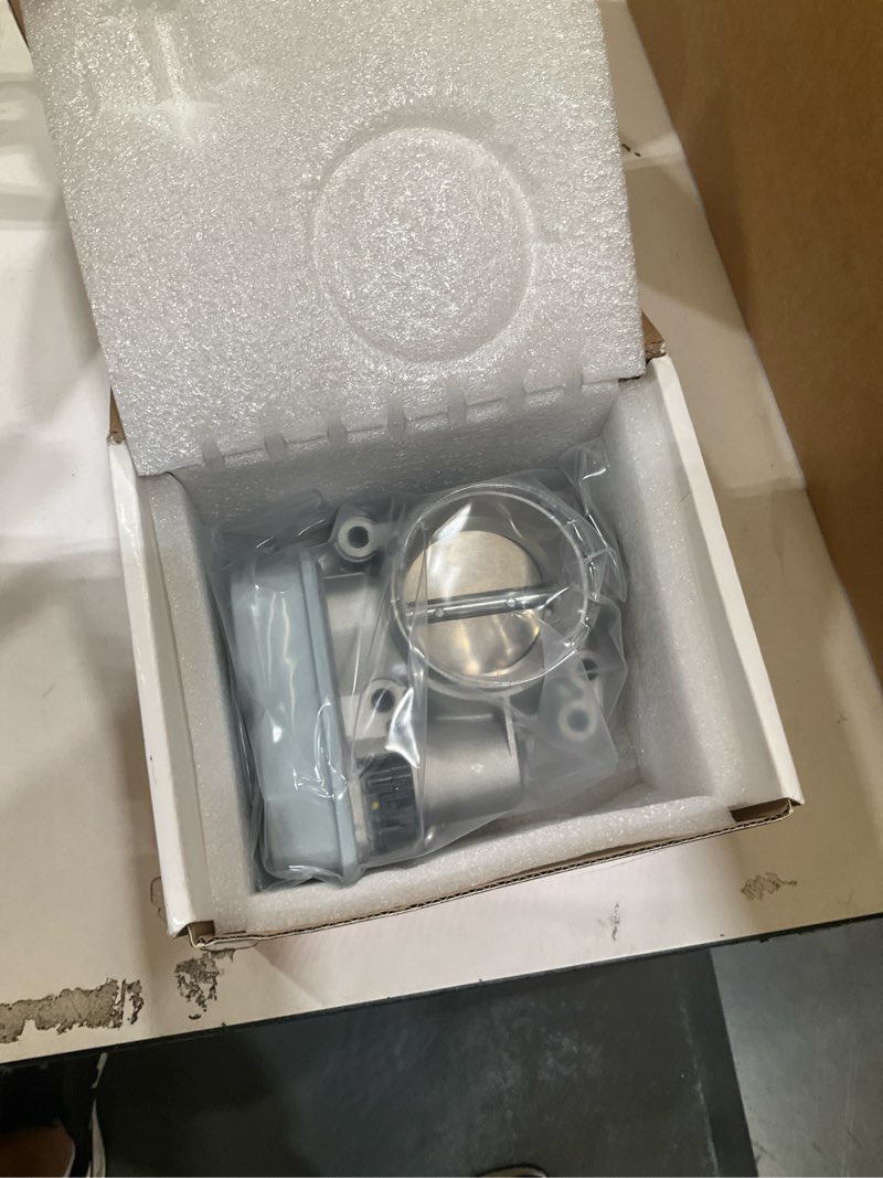 Condition photo showing Good Condition for 12568796 throttle body compatible with chevy cobalt 05-06/ malibu 04-06, for pontiac pursuit 05-06, for saturn ion 05-06/ vue 02-07 2.2l 4cyl dohc # 12568796 15091281 673012